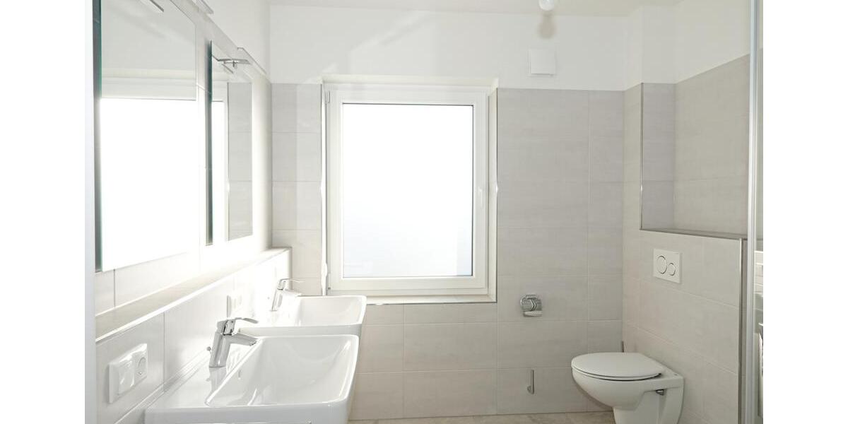 Etagenwohnung Wiesmoor - 3 Zimmer, 96 m&sup2;, 1.060&euro; | Angebot:24862209