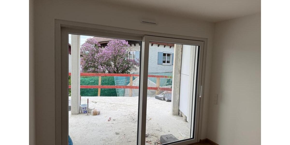 Erdgeschoßwohnung Kempten (Allgäu) - 2.5 Zimmer, 53 m&sup2;, 1.100&euro; | Angebot:26619043