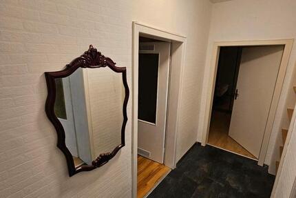 Wohnung Duisburg Rheinhausen - 1 Zimmer, 82 m&sup2;, 700&euro; | Angebot:24272978