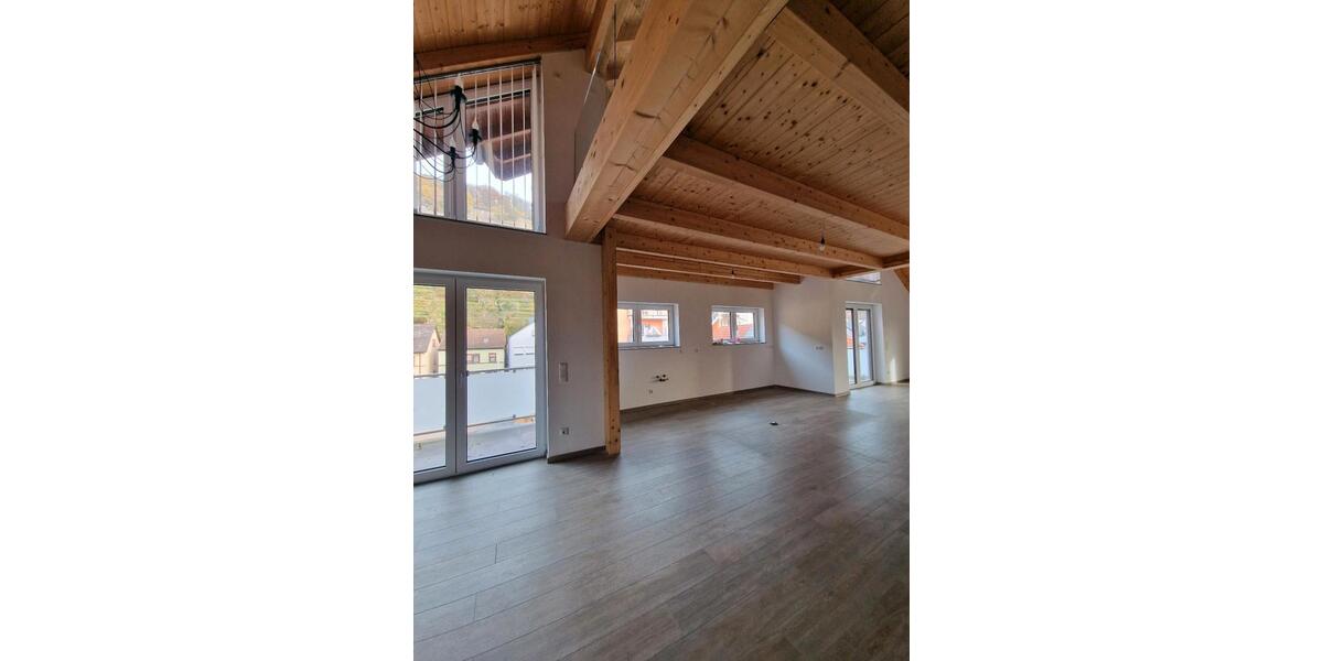 Maisonettenwohnung Klingenberg am Main - 4 Zimmer, 150 m&sup2;, 1.600&euro; | Angebot:23382288