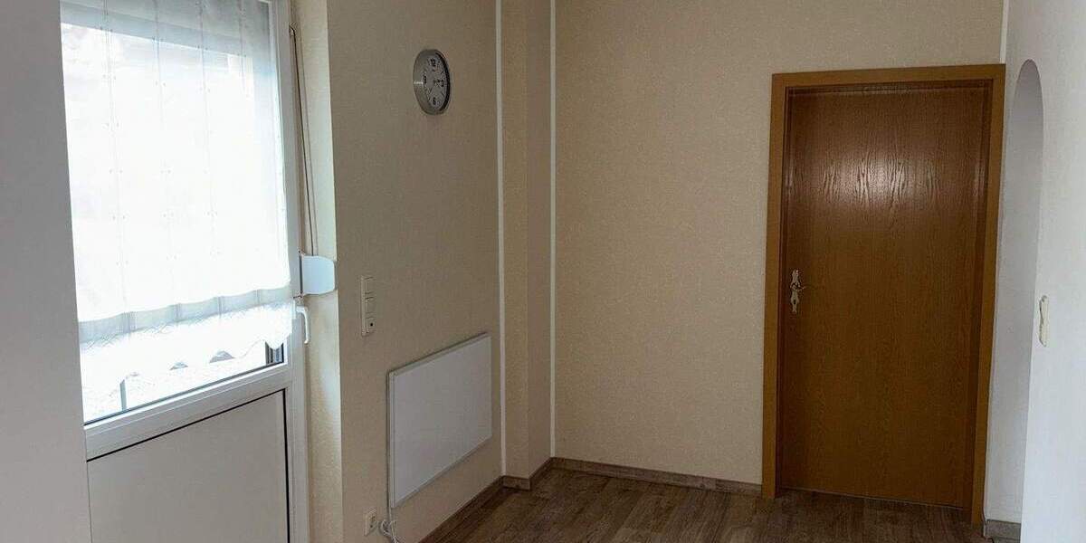 Wohnhaus zur Miete mit Garten in ruhiger Lage von Bad SalzungenWildprechtroda 5 zimmer