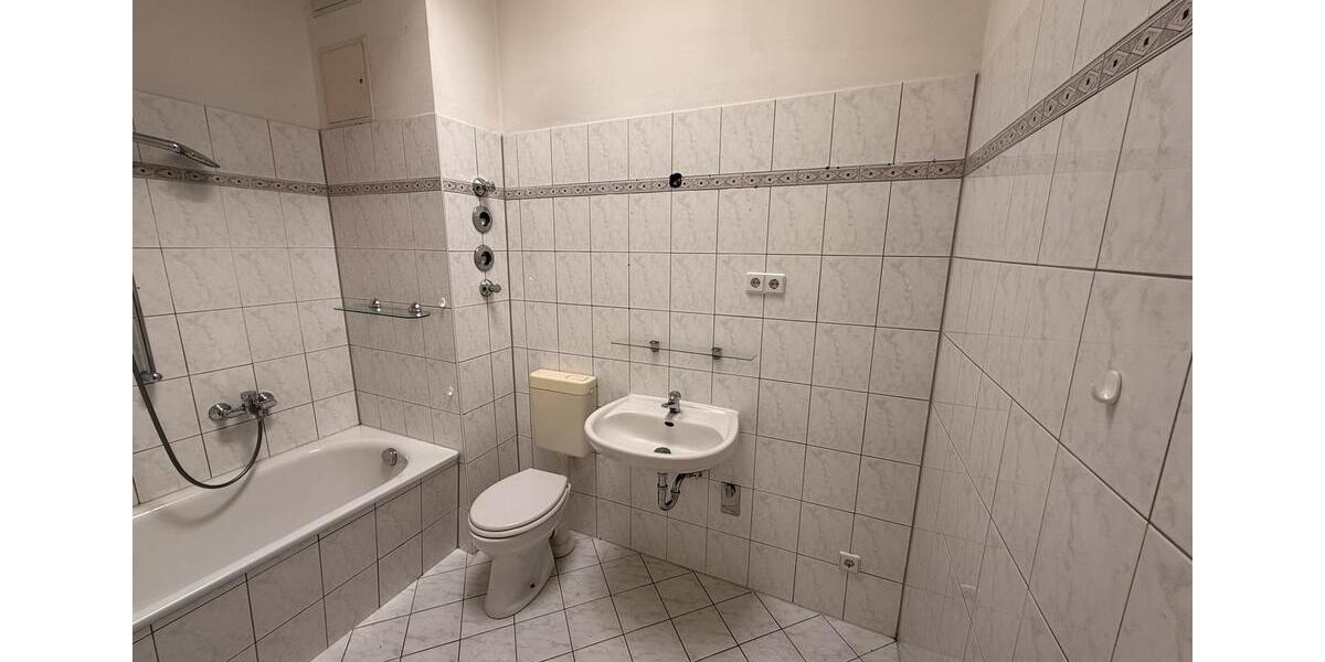 Dachgeschoßwohnung Berlin Treptow-Köpenick - 2.5 Zimmer, 74 m&sup2;, 1.250&euro; | Angebot:26039939