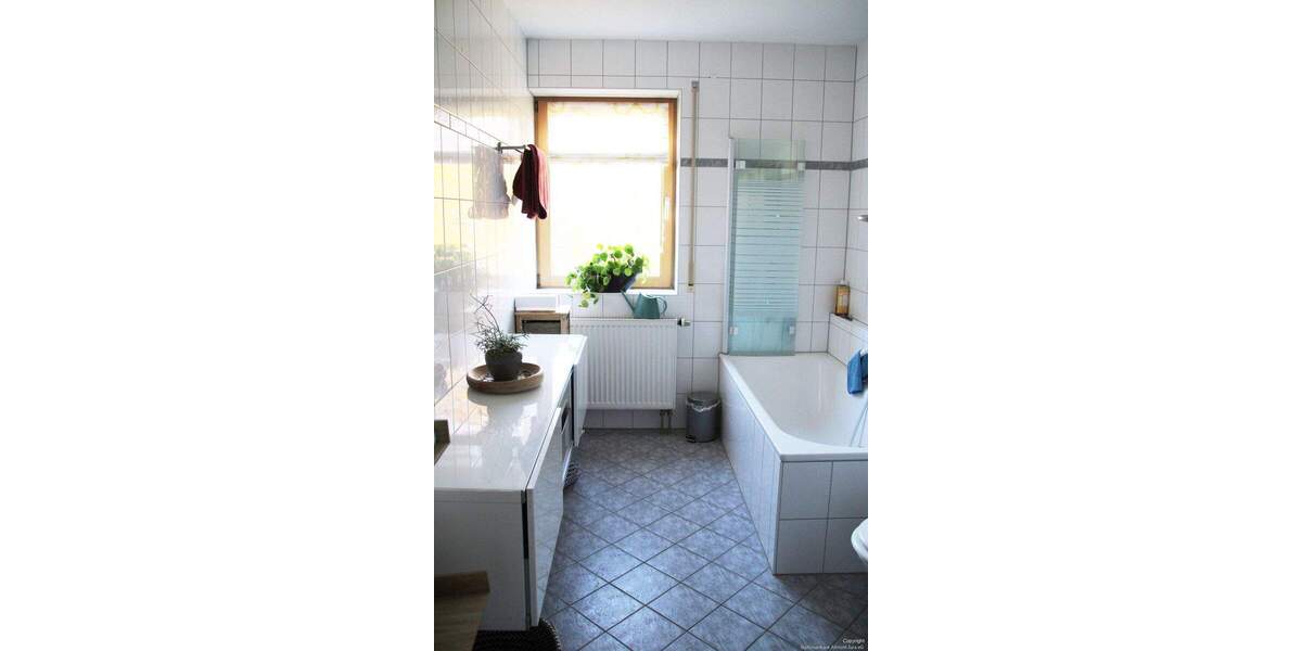 Helle 3-Zimmer-Wohnung mit Balkon in Obermässing 3 zimmer