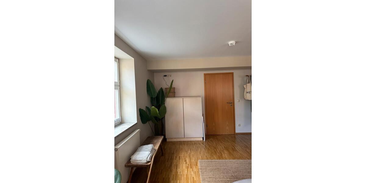 Etagenwohnung Dinkelsbühl - 2 Zimmer, 92 m&sup2;, 1.054&euro; | Angebot:26464319