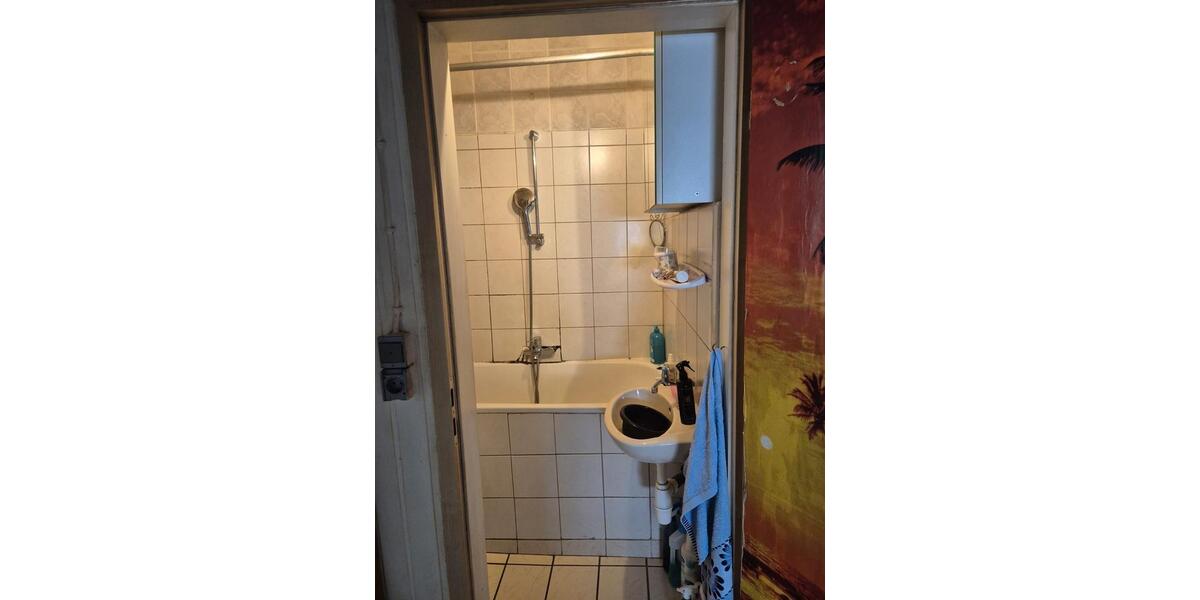 Dachgeschoßwohnung Nürtingen - 3 Zimmer, 65 m&sup2;, 1.150&euro; | Angebot:26480217