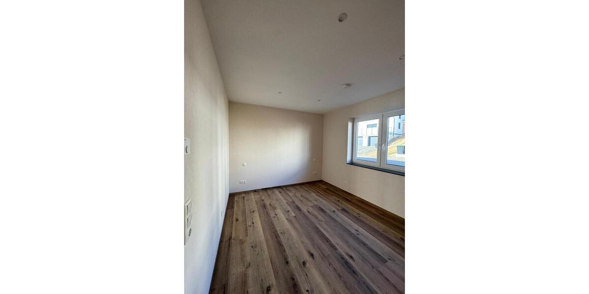 Erdgeschoßwohnung Olpe - 2 Zimmer, 65 m&sup2;, 750&euro; | Angebot:24839124