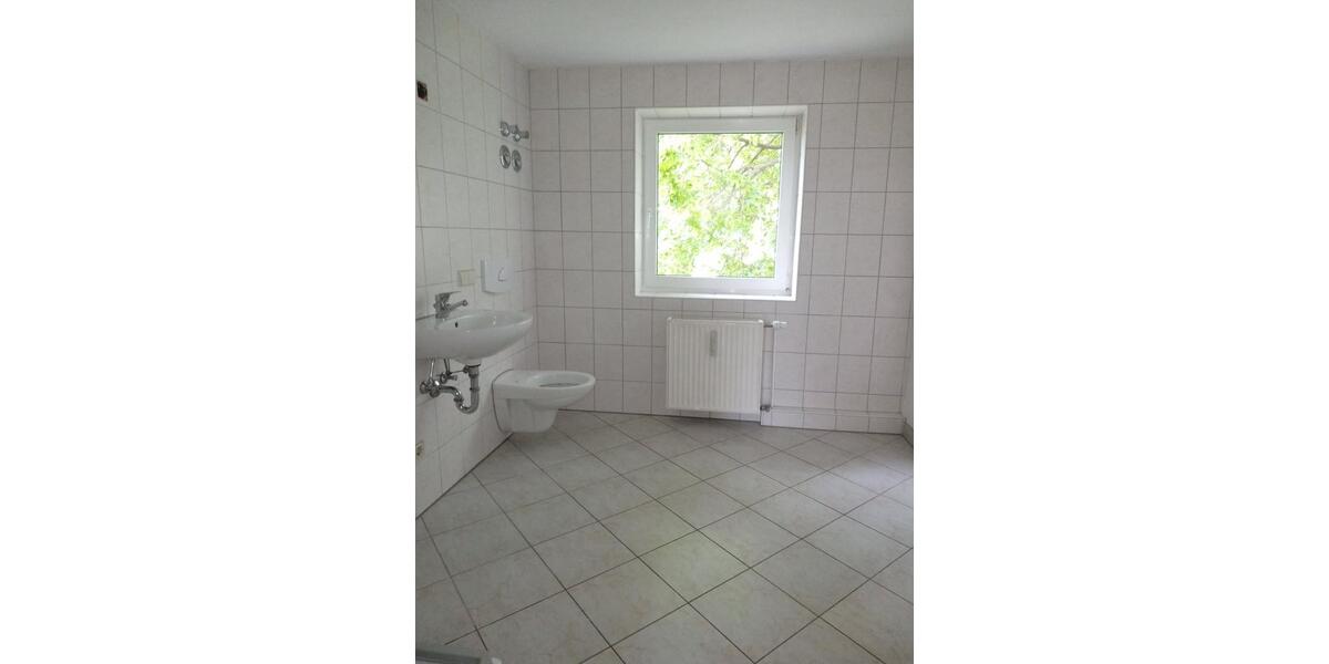 Etagenwohnung Bischofswerda - 3 Zimmer, 59 m&sup2;, 350&euro; | Angebot:26562176