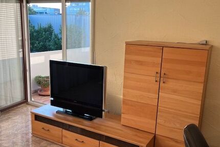 Modern möblierte 2,5 Zimmer Wohnung im Zentrum von Leonberg mit Balkon