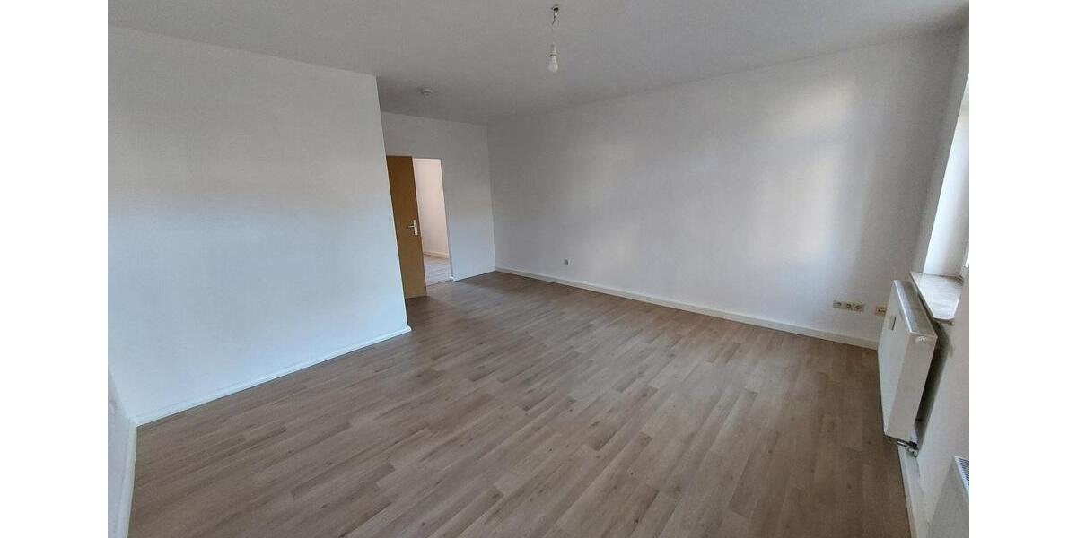 Etagenwohnung Roßwein - 1 Zimmer, 39 m&sup2;, 205&euro; | Angebot:25375179