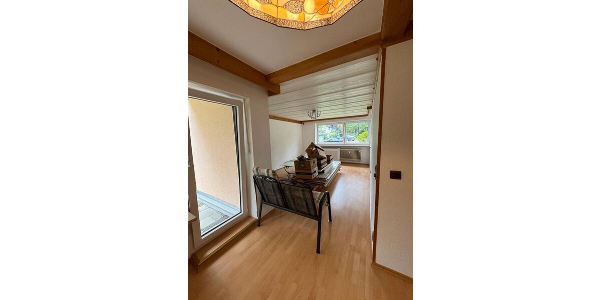 Wohnen auf Zeit Unterhaching - 4 Zimmer, 120 m&sup2;, 600&euro; | Angebot:25106721