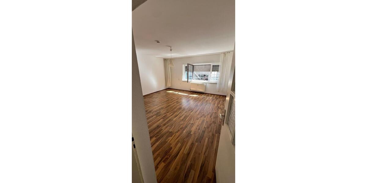 Moderne sanierte 3-Zimmer-Wohnung (90 m²) 3 zimmer