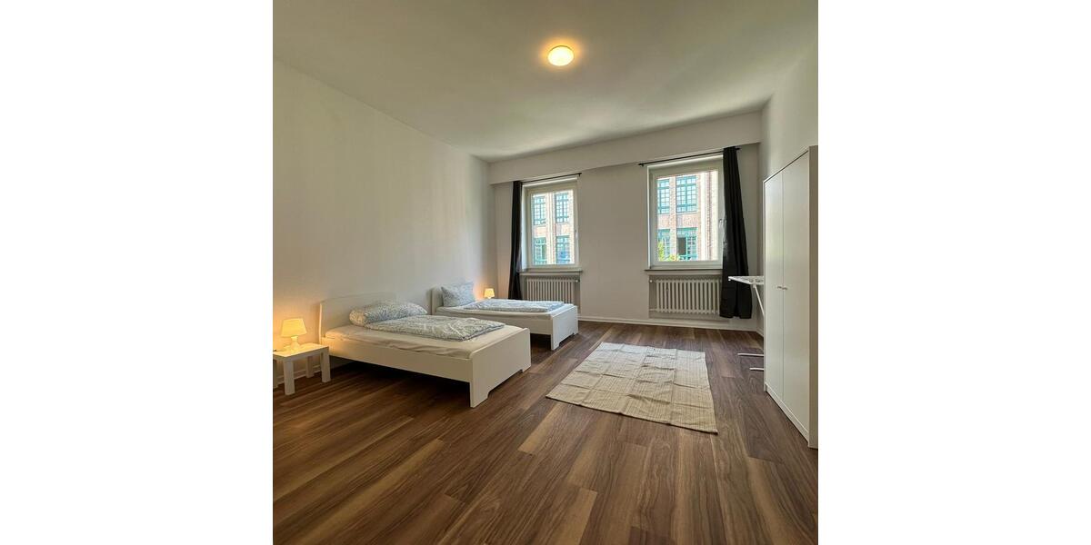 Wohnen auf Zeit Essen Stadtbezirk V - 100 Zimmer, 200 m&sup2;, 15&euro; | Angebot:22480762