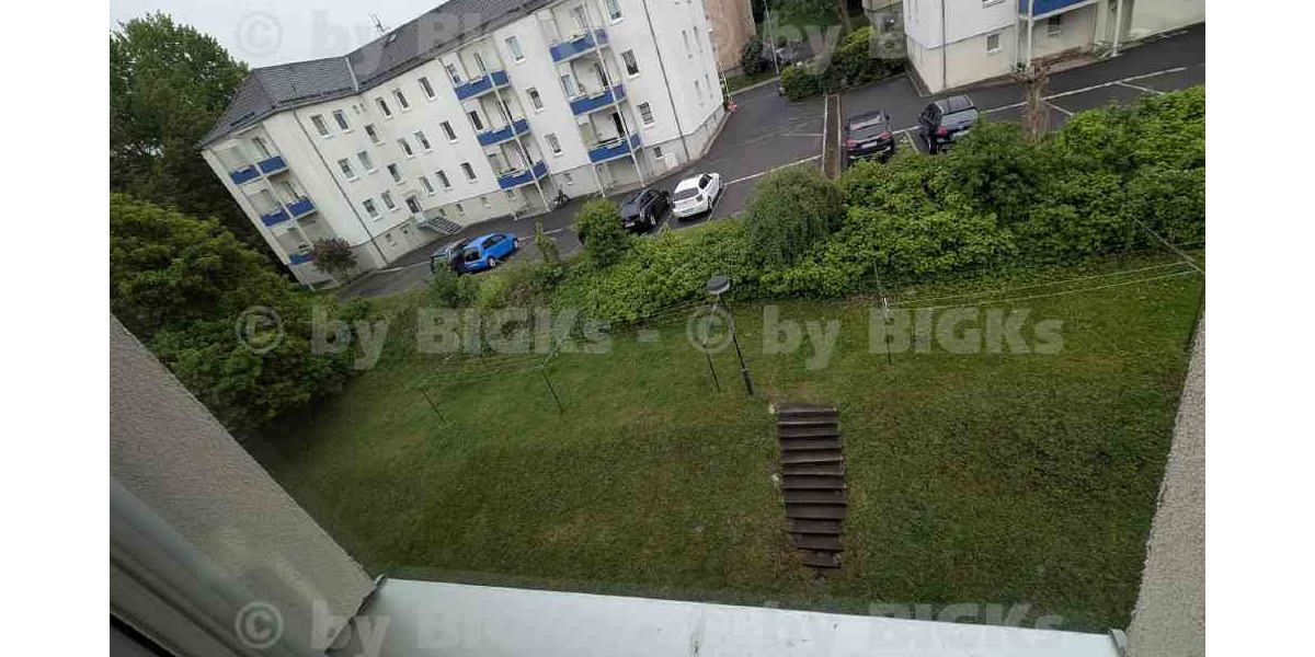 BIGKs - Suhl-Leninring: FREIE AUSSICHT - 3 Raum Wohnung Suhl,sep.Küche,Dusch-Wannenbad, Balkon (-;) - Etagenwohnung Suhl Suhl Friedrich-Wolf-Straße | Angebot:27212620