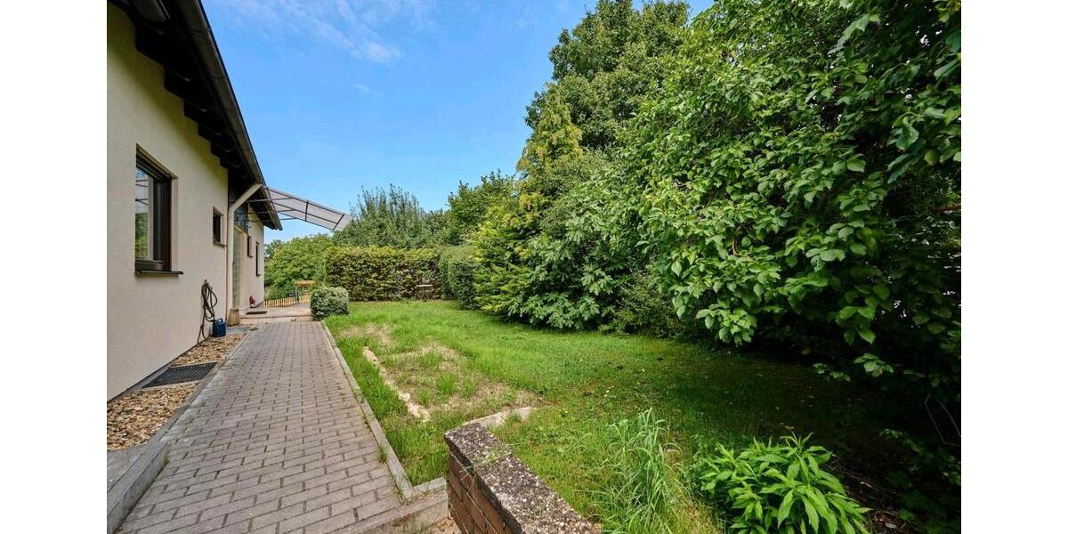 Möbliertes WG Zimmer 1 zimmer