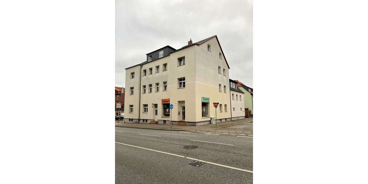 Etagenwohnung Halberstadt - 3 Zimmer, 75 m&sup2;, 349&euro; | Angebot:27252271