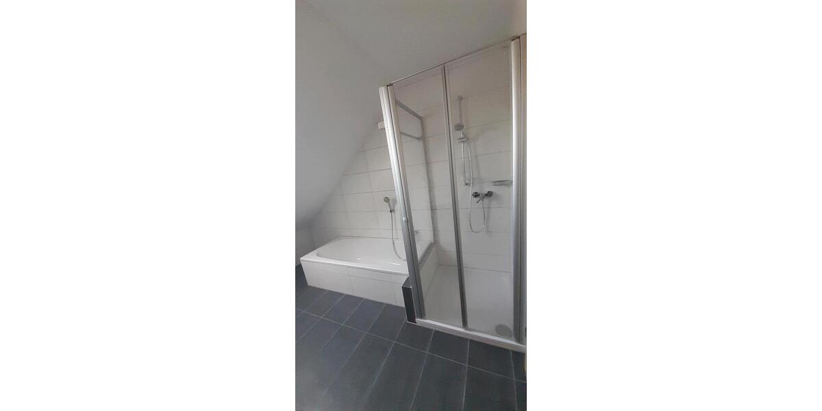 Dachgeschoßwohnung Schrobenhausen - 3 Zimmer, 65 m&sup2;, 800&euro; | Angebot:26407112
