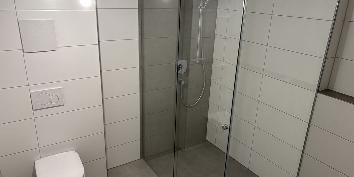 Moderne 3-Zimmer-Wohnung mit Balkon (2. OG mit Aufzug) - Erstbezug - Appartement Kirchheim unter Teck | Angebot:27223081