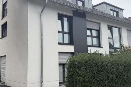 Wohnung Mülheim an der Ruhr Broich - 3 Zimmer, 122 m&sup2;, 1.600&euro; | Angebot:27267988