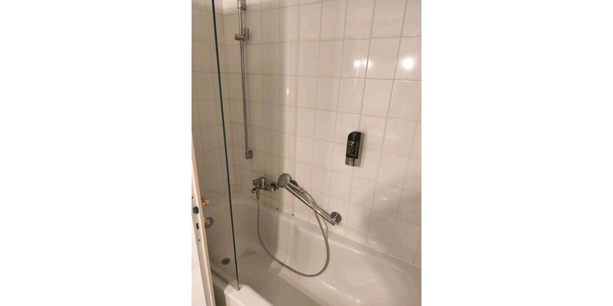 Wohnen auf Zeit Markt Schwaben - 30 Zimmer, 15 m&sup2;, 20&euro; | Angebot:24537078