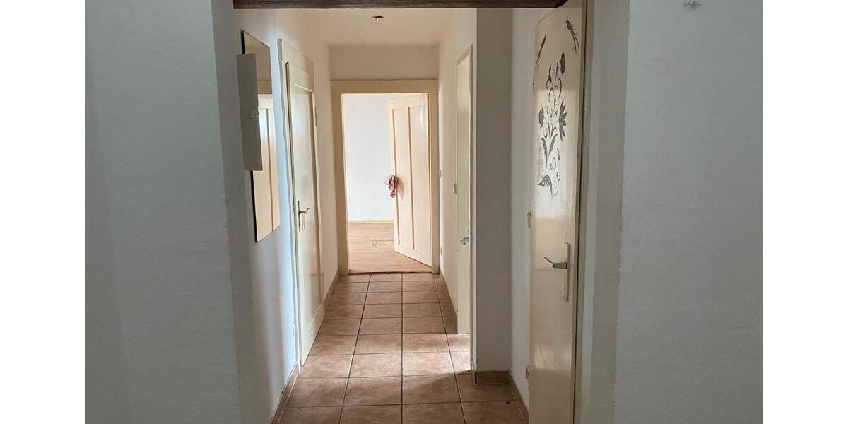 Dachgeschoßwohnung Dessau-Roßlau Brambach - 3 Zimmer, 66 m&sup2;, 360&euro; | Angebot:26649249