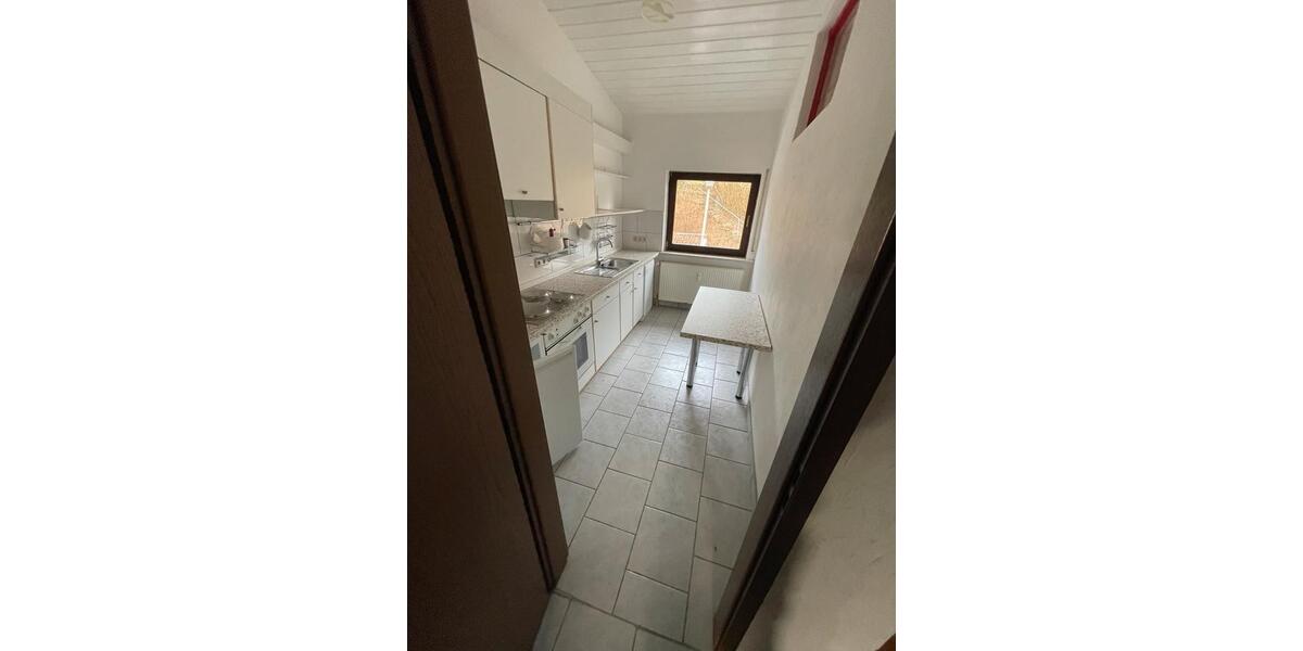 Dachgeschoßwohnung Oberthal - 3 Zimmer, 103 m&sup2;, 800&euro; | Angebot:26232578