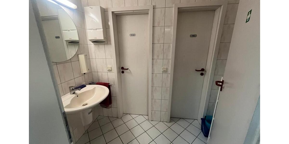 Erdgeschoßwohnung Höhr-Grenzhausen Grenzhausen - 3 Zimmer, 130 m&sup2;, 950&euro; | Angebot:26536470