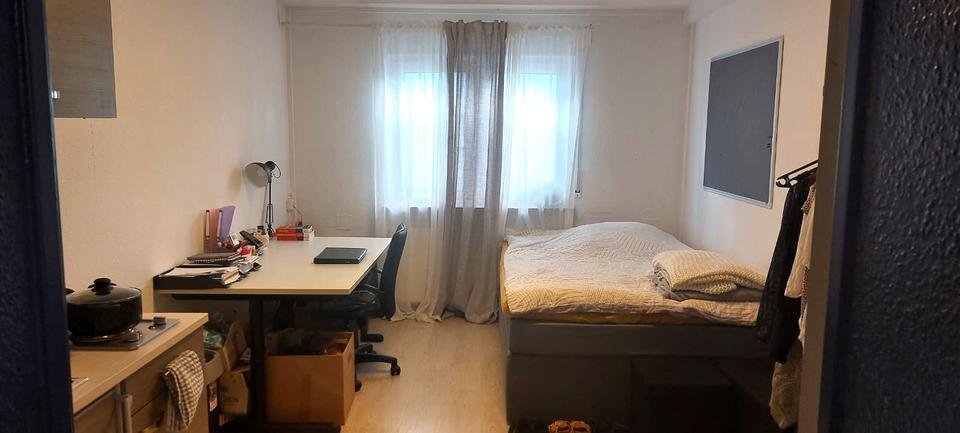 Studenten WG-Zimmer im EG mit vielen Extras, Top Lage