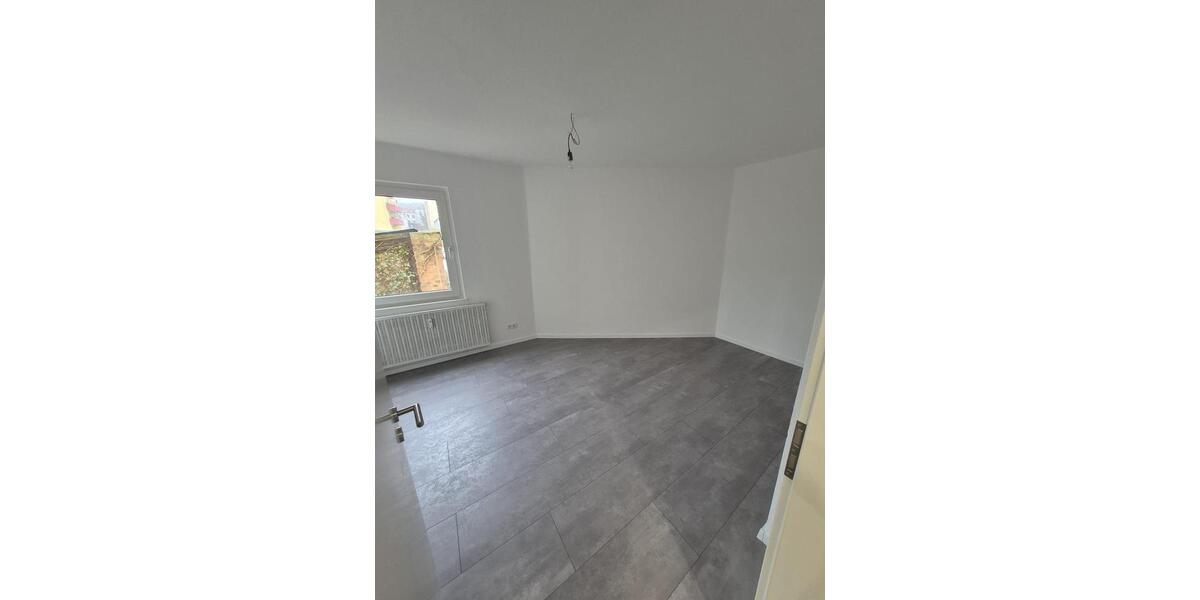 Etagenwohnung Pforzheim - 3 Zimmer, 70 m&sup2;, 750&euro; | Angebot:26039422
