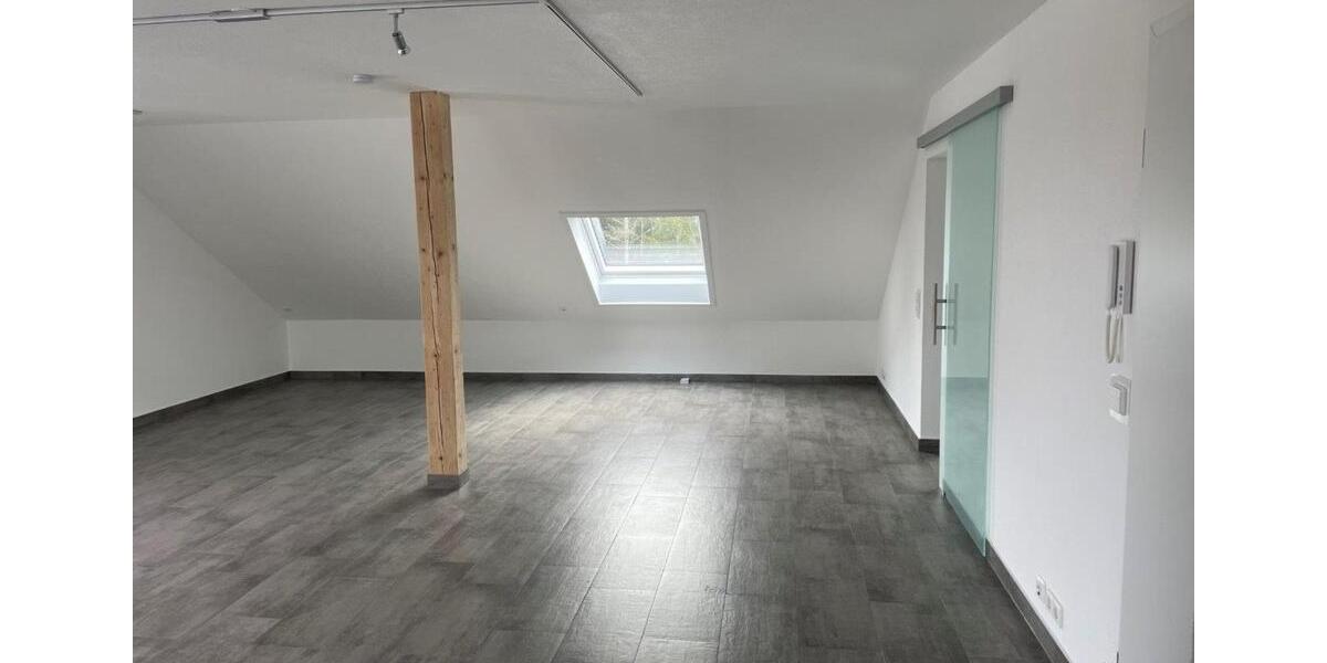 Exkl. offene 2-Zi-Wgh Nutzﬂäche 95,40 m2 Loft-Charakter Balkon 2 zimmer