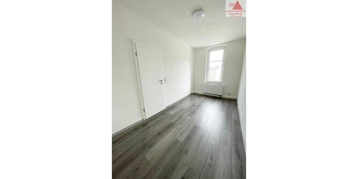 Dachgeschoßwohnung Aue-Bad Schlema Bad Schlema - 3 Zimmer, 79 m&sup2;, 518&euro; | Angebot:20146785