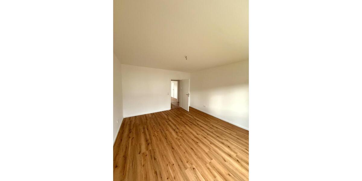 Etagenwohnung Coburg - 3 Zimmer, 77 m&sup2;, 715&euro; | Angebot:25705633