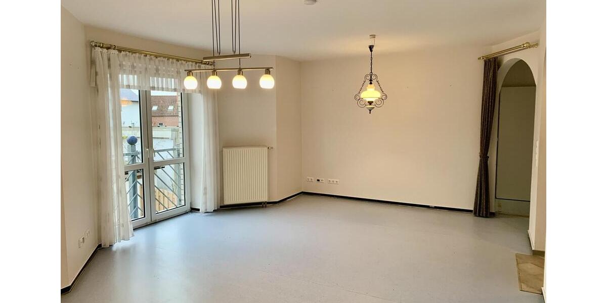 Etagenwohnung Sande - 2 Zimmer, 58 m&sup2;, 650&euro; | Angebot:24565122