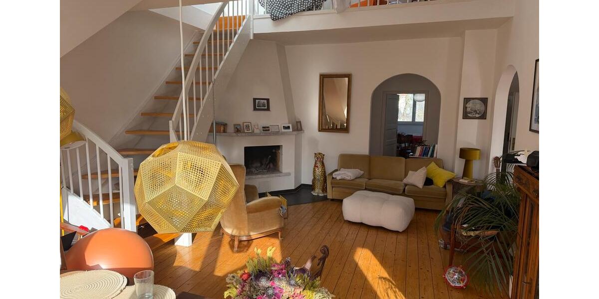 Dachgeschoßwohnung Frankfurt am Main Bockenheim - 3.5 Zimmer, 100 m&sup2;, 1.900&euro; | Angebot:25055628