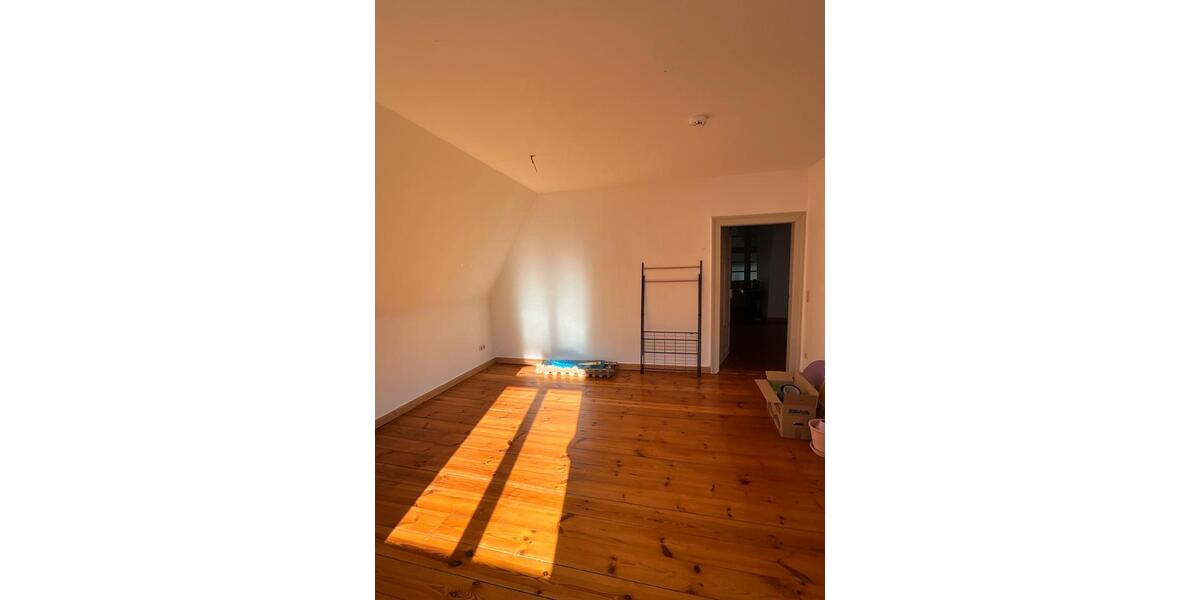 Wohnen auf Zeit Coburg - 3 Zimmer, 150 m&sup2;, 400&euro; | Angebot:26066296