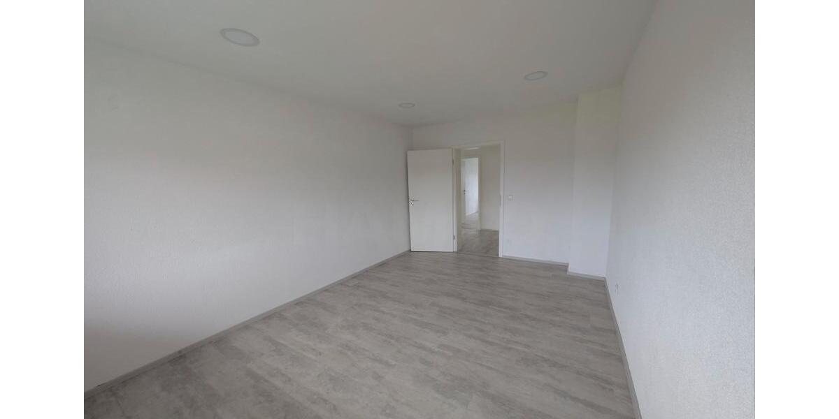 Dachgeschoßwohnung Haßmersheim - 3 Zimmer, 73 m&sup2;, 750&euro; | Angebot:26595160