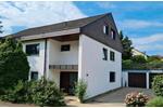 Etagenwohnung Sachsenheim - 5.5 Zimmer, 147 m&sup2;, 1.470&euro; | Angebot:26607087