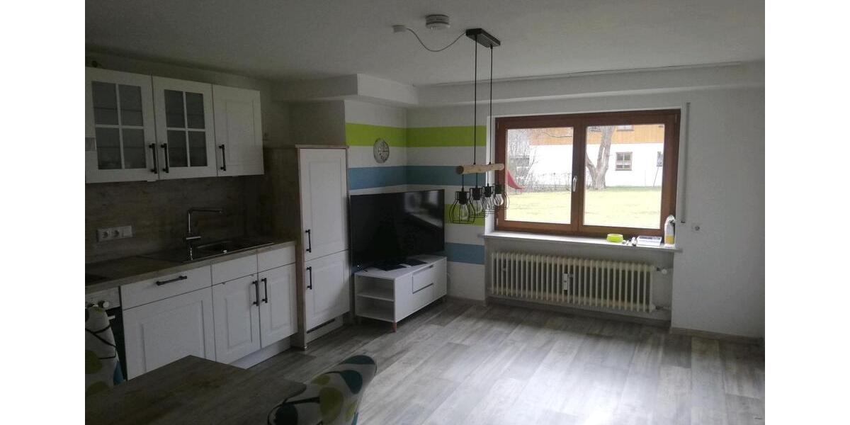 Etagenwohnung Neukirchen bei Heiligen Blut - 1 Zimmer, 35 m&sup2;, 250&euro; | Angebot:26034253