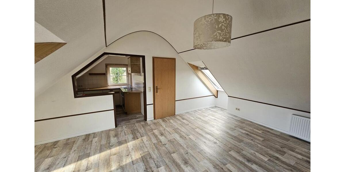 Schnuckelige Dachgeschosswohnung in ruhiger Wohnlage - Luftkurort Bad Bederkesa 1 zimmer