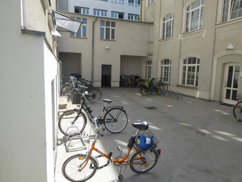 Zentrum-Ost...Sonnige und große 3-Raum-Wohnung mit Flair! 3 zimmer
