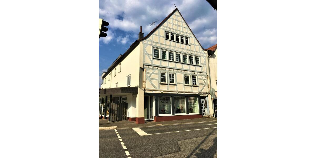 Etagenwohnung Grünberg - 4 Zimmer, 120 m&sup2;, 1.015&euro; | Angebot:25055805