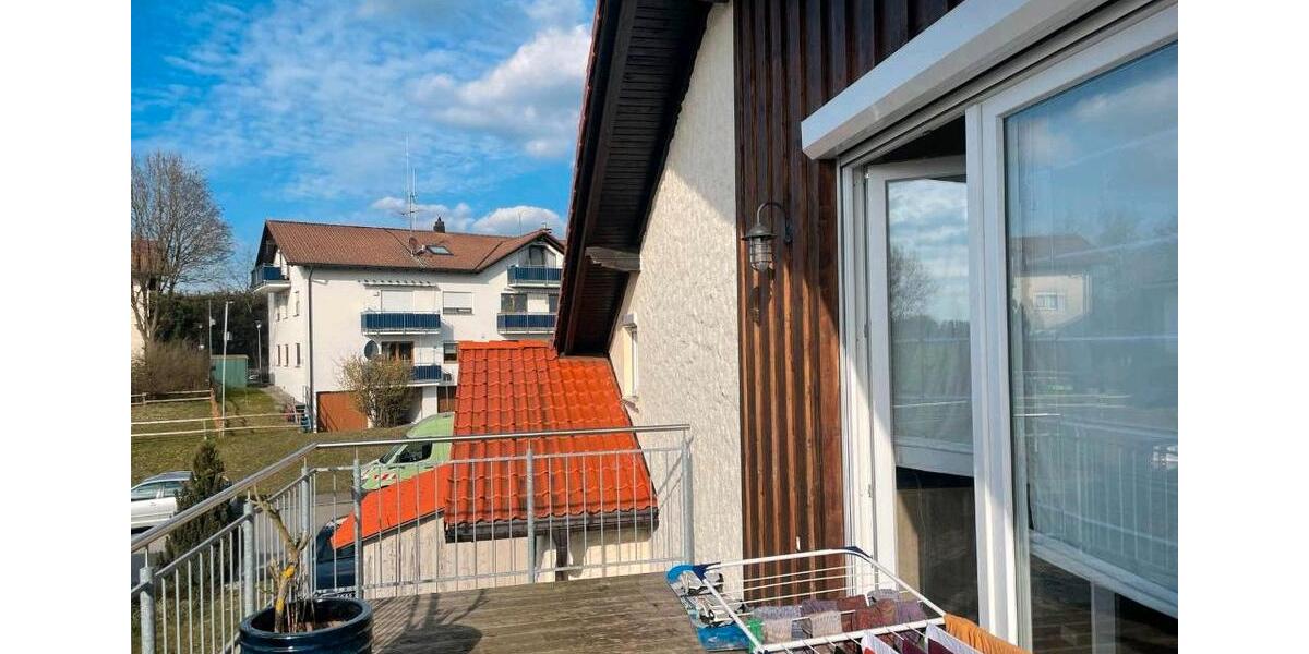 Dachgeschoßwohnung Kißlegg - 2.5 Zimmer, 67 m&sup2;, 900&euro; | Angebot:26033403