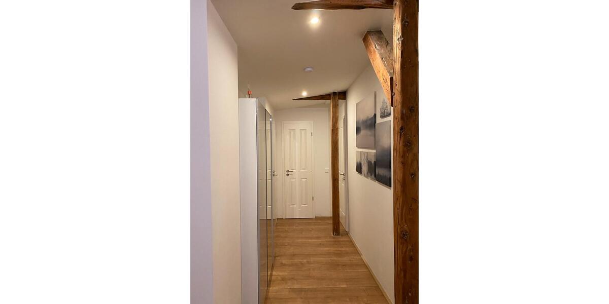 Dachgeschoßwohnung Wismar Altstadt - 2 Zimmer, 92 m&sup2;, 2.100&euro; | Angebot:24885801