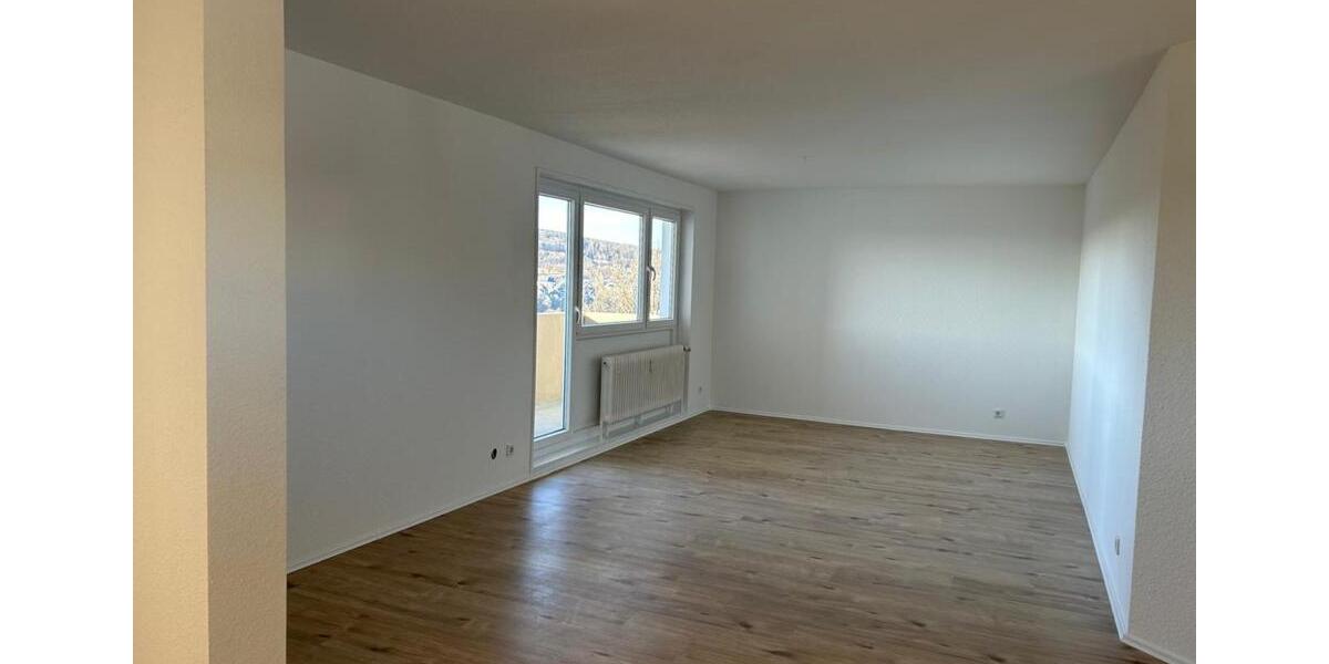 Wohnen auf Zeit Bad Berleburg - 4 Zimmer, 94 m&sup2;, 300&euro; | Angebot:25905969