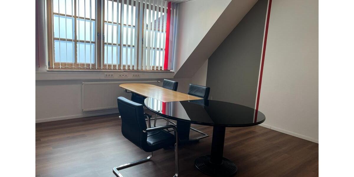 Gewerbeobjekt Warburg - 7&euro; | Angebot:20349077