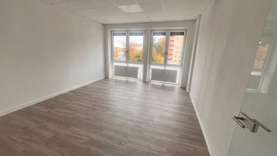 Gewerbeobjekt Traunreut Irsing - 1.100&euro; | Angebot:23788873