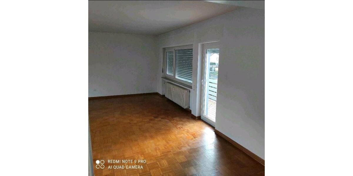 Etagenwohnung Gießen Anneröder Siedlung - 3 Zimmer, 100 m&sup2;, 900&euro; | Angebot:26490273