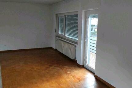 Wohnung Gießen Anneröder Siedlung - 3 Zimmer, 100 m&sup2;, 900&euro; | Angebot:26490273
