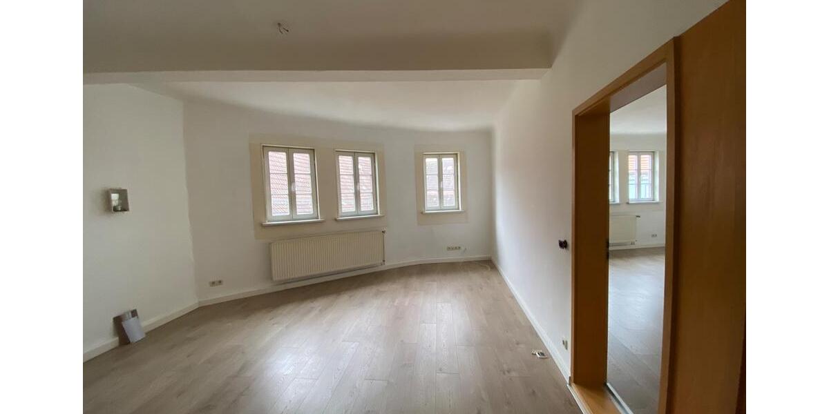 Etagenwohnung Bad Langensalza - 3 Zimmer, 91 m&sup2;, 750&euro; | Angebot:25540076