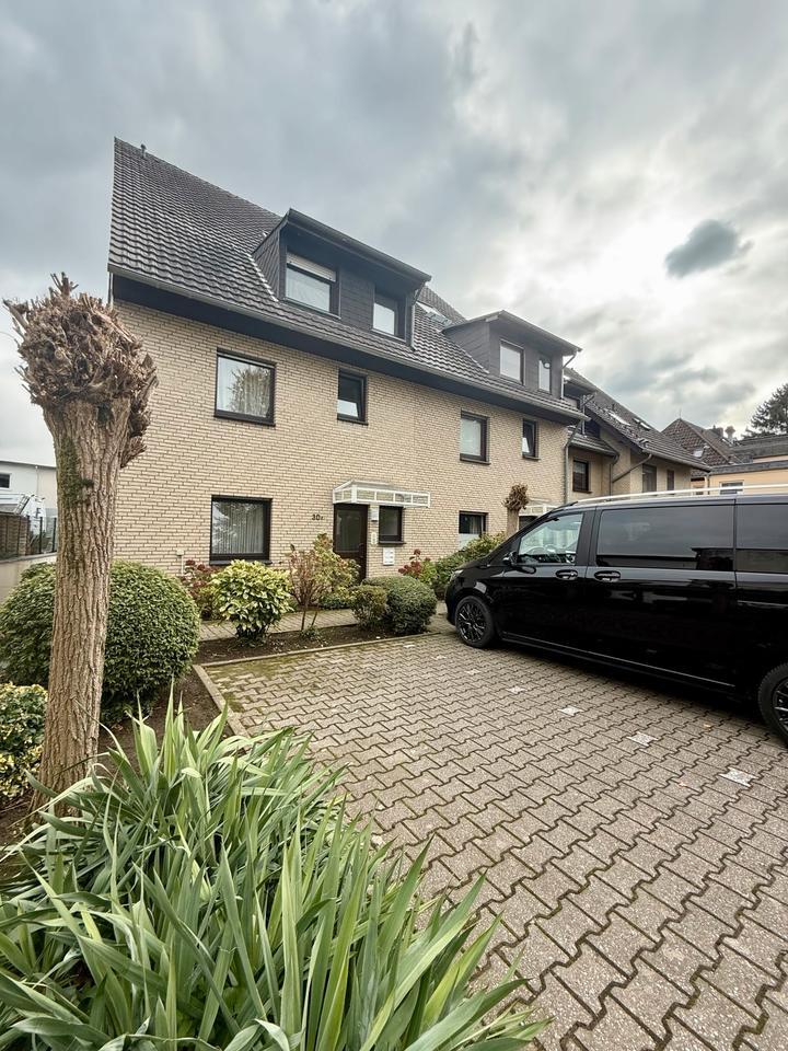 Erdgeschoss - 2-Zimmerwohnung - Zentrumsnah - Terasse - Garten zimmer