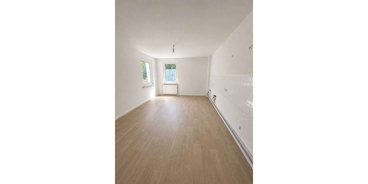 Etagenwohnung Güstrow - 3 Zimmer, 107 m&sup2;, 990&euro; | Angebot:26661013